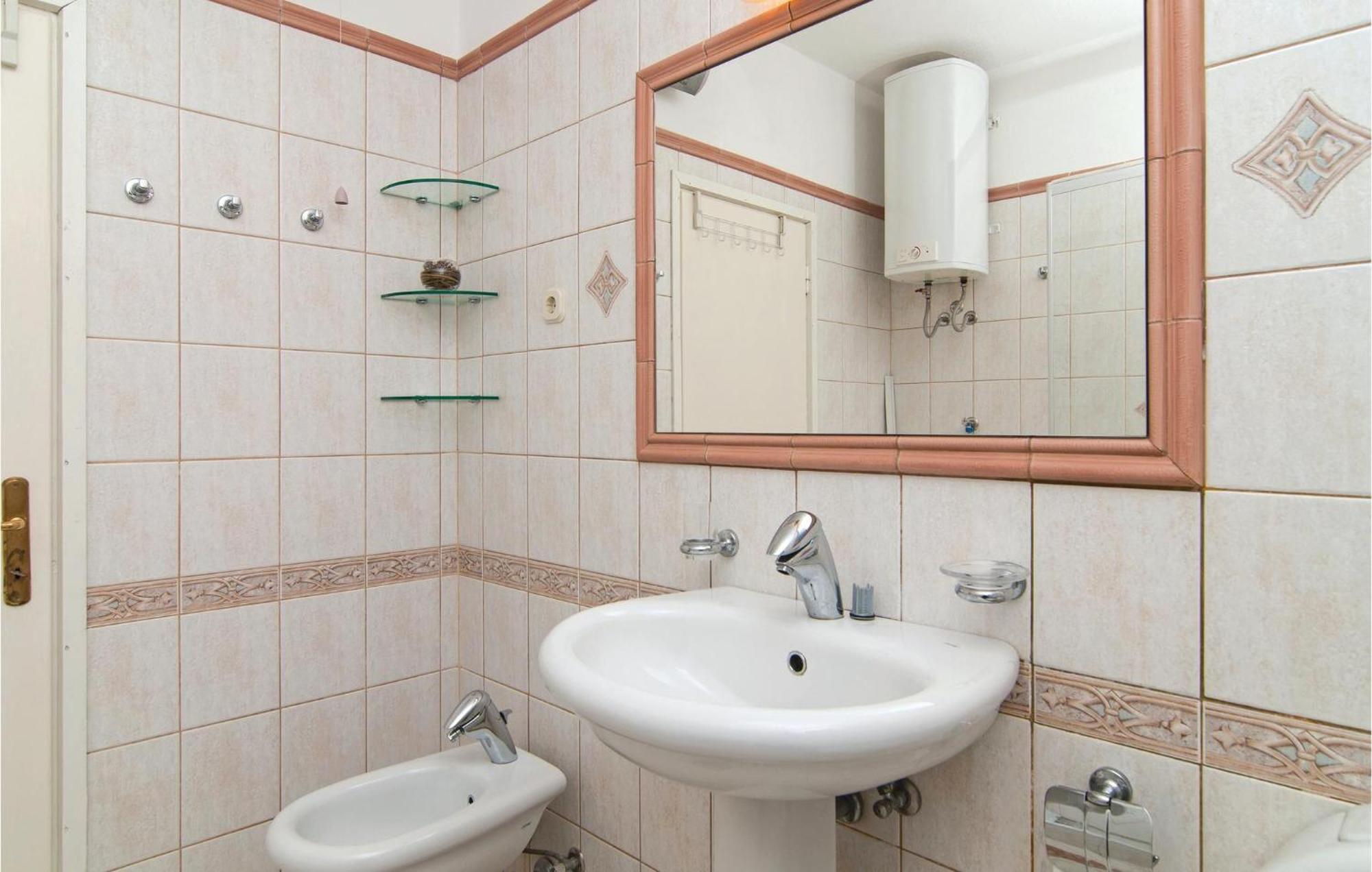 3 Bedroom Cozy Home In סופטאר מראה חיצוני תמונה